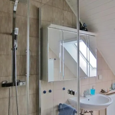 Apartment Schoene Im Haus Sonnengarten Mit Wlan Und Parkplatz In Achim Bei Bremen Uphusen