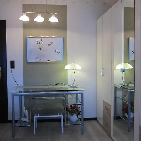 Schöne Im Haus Sonnengarten Mit Wlan Und Parkplatz In Achim Bei Bremen Apartment