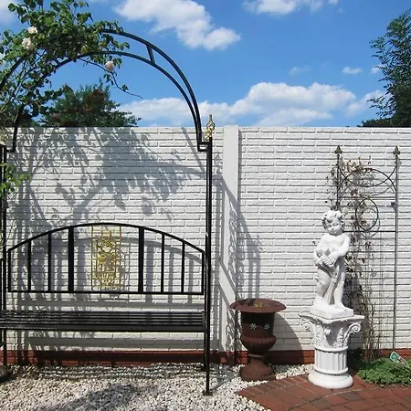Schoene Im Haus Sonnengarten Mit Wlan Und Parkplatz In Achim Bei Bremen * Uphusen