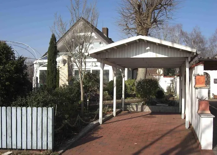 Schoene Im Haus Sonnengarten Mit Wlan Und Parkplatz In Achim Bei Bremen *