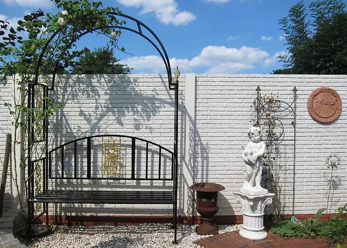 Schoene Im Haus Sonnengarten Mit Wlan Und Parkplatz In Achim Bei Bremen * Uphusen